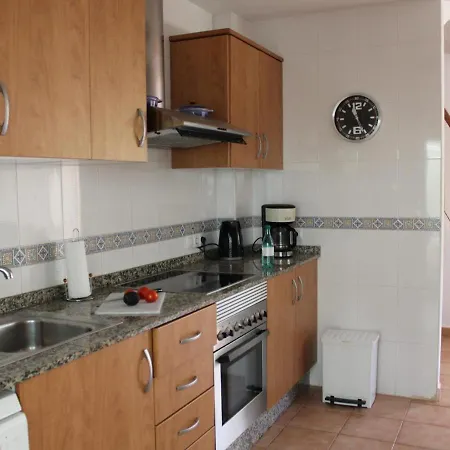 Дом отдыха Casa Denia, 3 Dormitorios, 6 Personas - Es-262-32