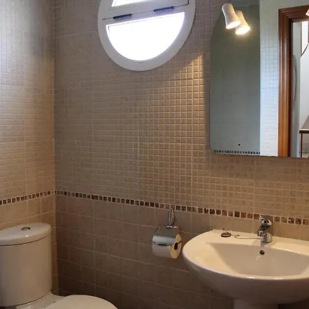 Casa Denia, 3 Dormitorios, 6 Personas - Es-262-32 Дения
