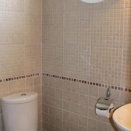 Casa Denia, 3 Dormitorios, 6 Personas - Es-262-32 *